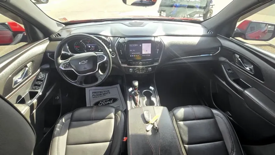 2023 Chevrolet Traverse | Photo 26 of 31