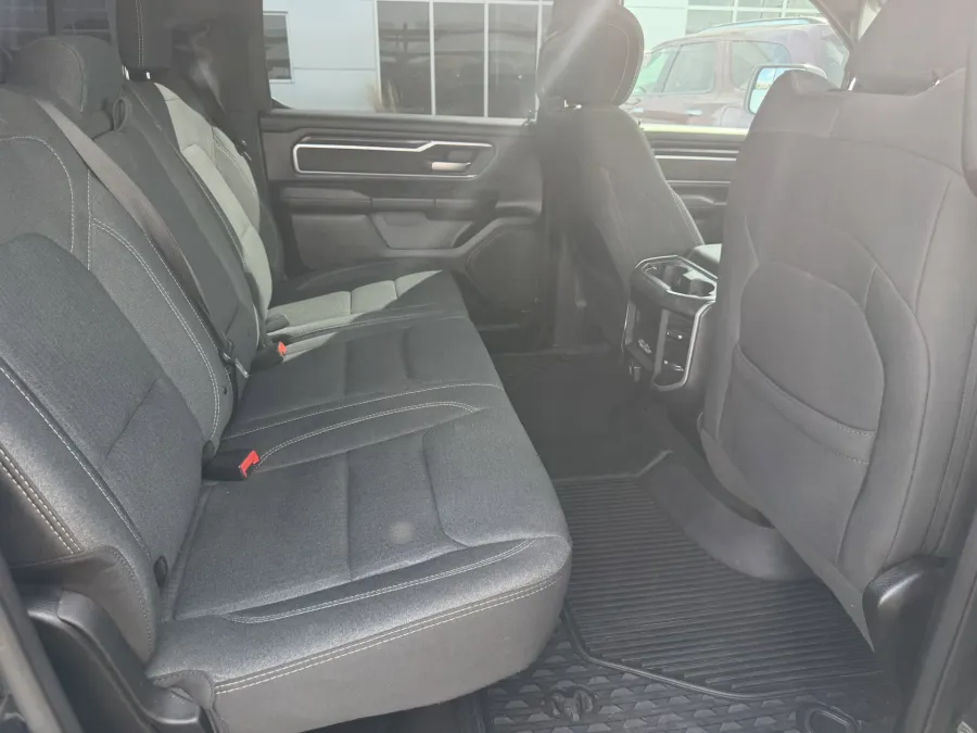 2020 RAM 1500 Big Horn | Photo 8 of 19