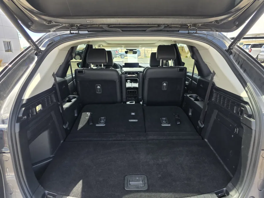 2024 Mazda CX-90 3.3 Turbo Premium | Photo 15 of 27