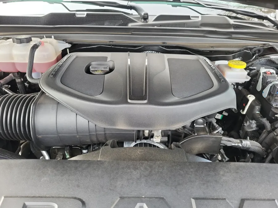 2025 RAM 1500 Laramie | Photo 25 of 26