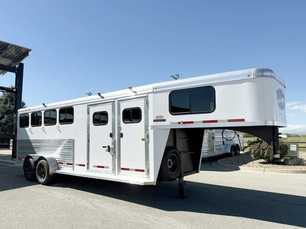 2025 Logan Coach Bullseye 4HGN 