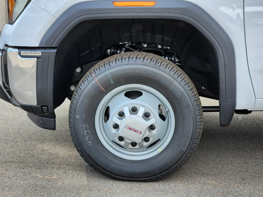 2026 GMC Sierra 3500HD CC Pro | Photo 20 of 28