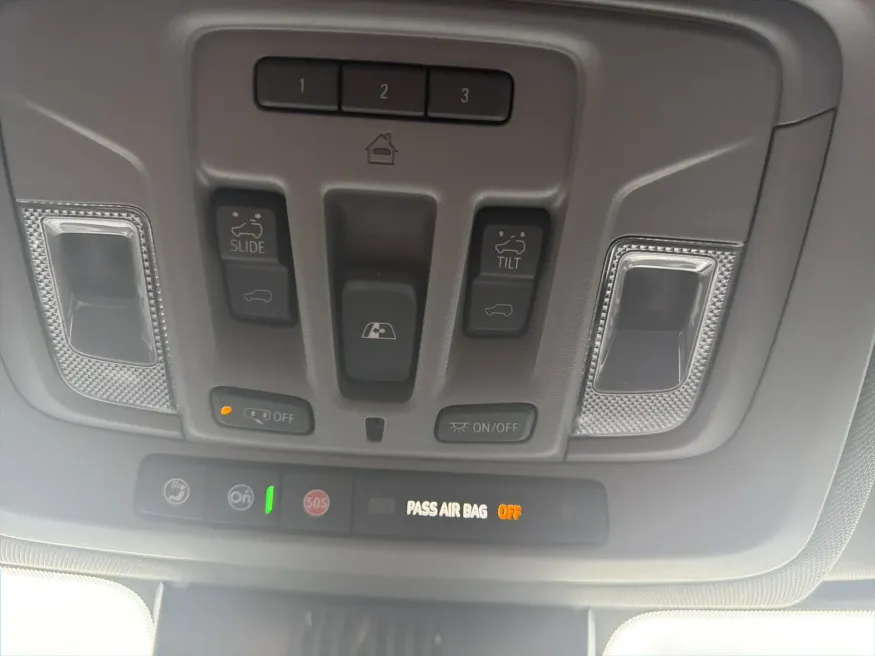 2026 Chevrolet Silverado 3500HD LTZ | Photo 20 of 22