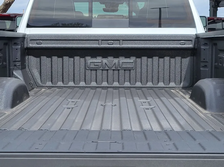 2026 GMC Sierra 2500HD AT4X | Photo 24 of 25