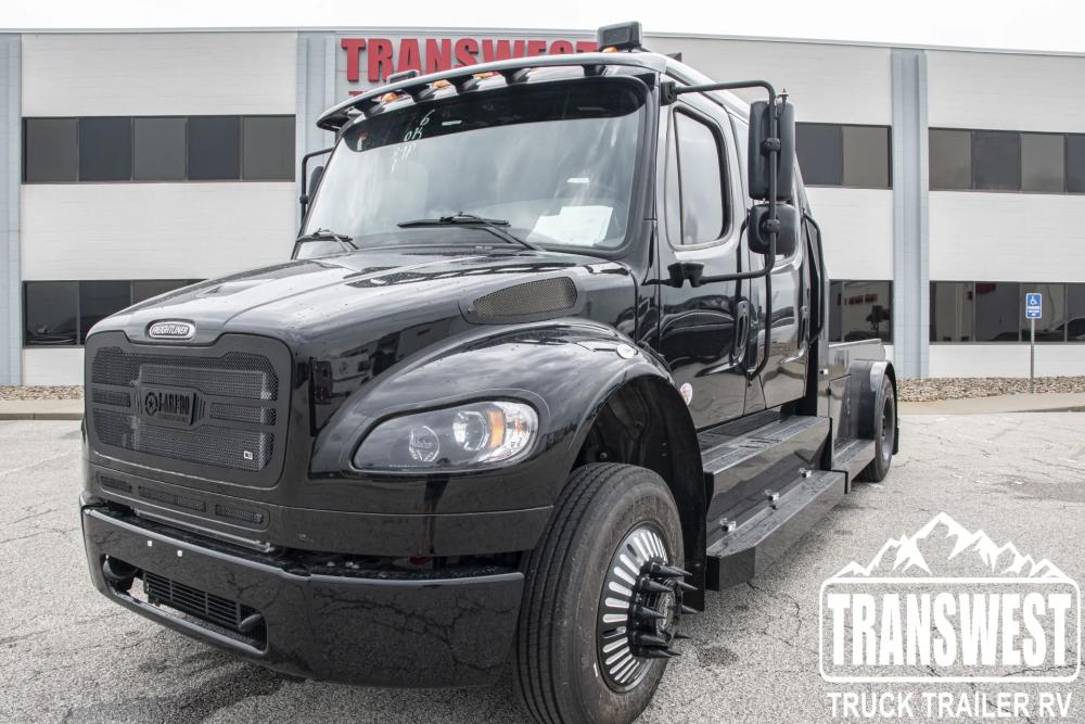 2022 Freightliner M2 106 | Photo 8 of 23