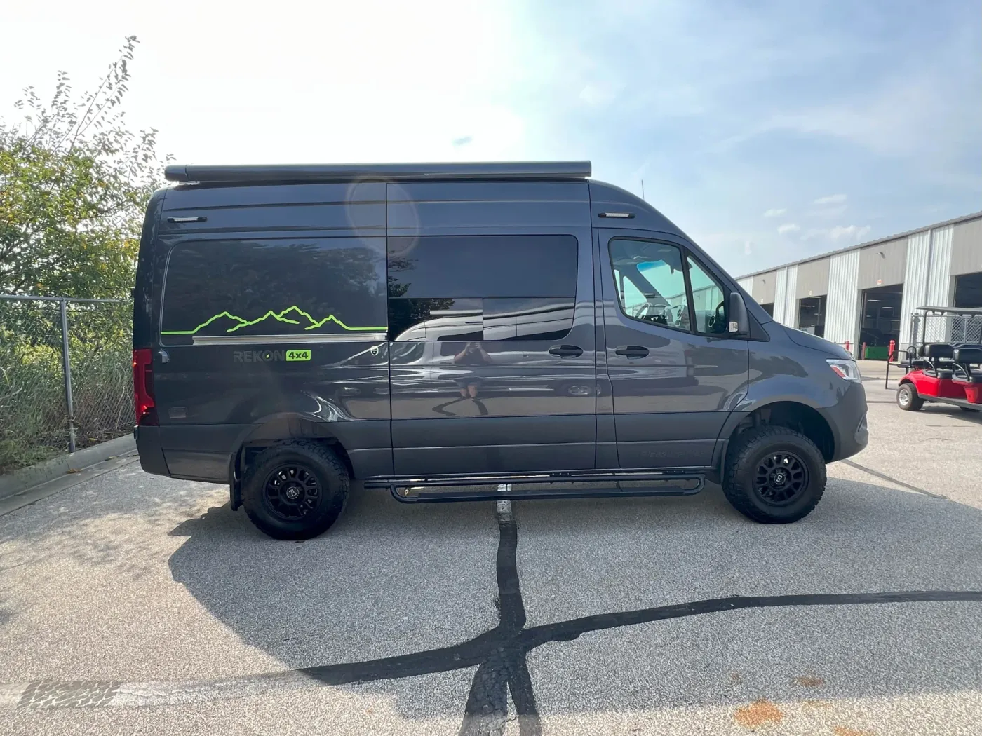 2022 Pleasure-way Rekon 4x4 | Photo 3 of 20