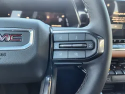 2026 GMC Canyon 4WD AT4 | Thumbnail Photo 23 of 30