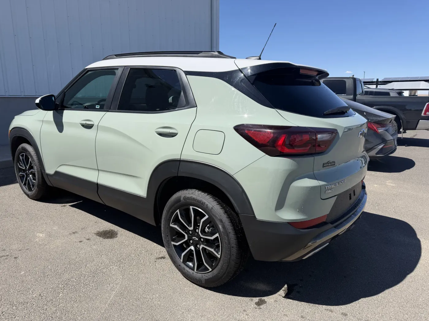 2024 Chevrolet Trailblazer ACTIV | Photo 2 of 20