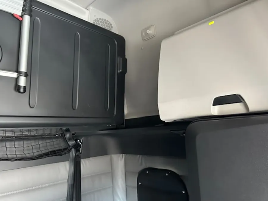 2026 Freightliner Cascadia 126 | Photo 15 of 20