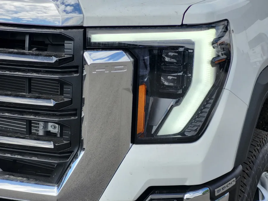 2026 GMC Sierra 3500HD CC Pro | Photo 7 of 20