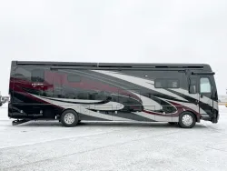 2019 Fleetwood Discovery 40M LXE | Thumbnail Photo 3 of 30