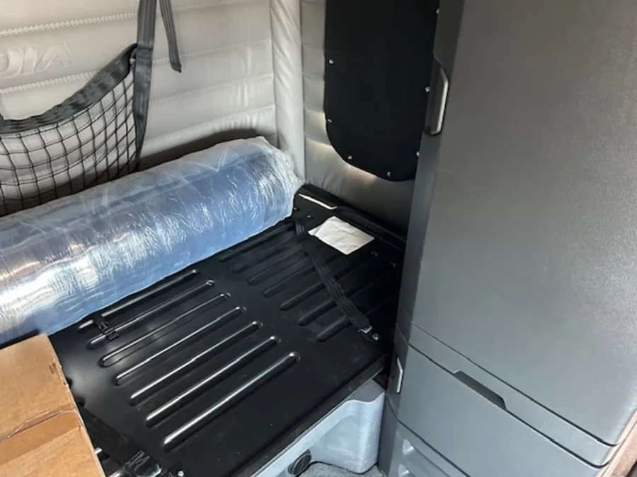 2026 Freightliner Cascadia 126 | Photo 12 of 18