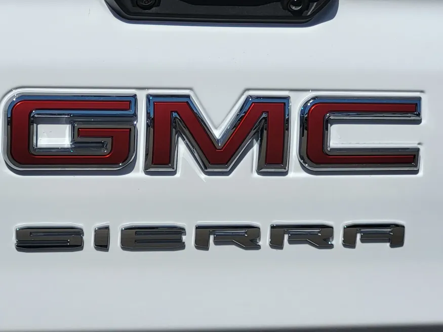 2026 GMC Sierra 3500HD Pro | Photo 10 of 23