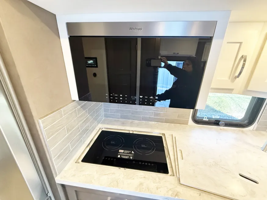 2026 Newmar Super Star 4159 | Photo 8 of 34