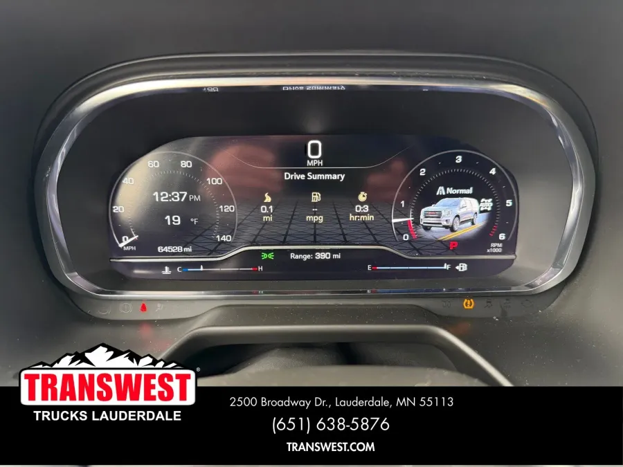 2024 GMC Yukon XL SLT | Photo 11 of 22