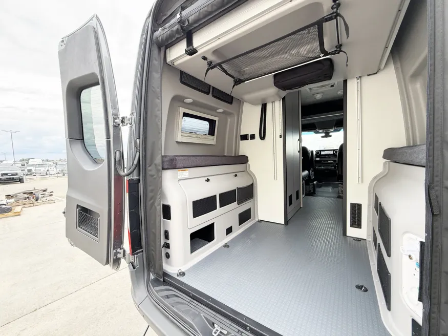 2027 Winnebago Revel Sport 44C | Photo 15 of 20