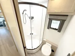 2026 Renegade Valencia 36SB | Thumbnail Photo 14 of 25