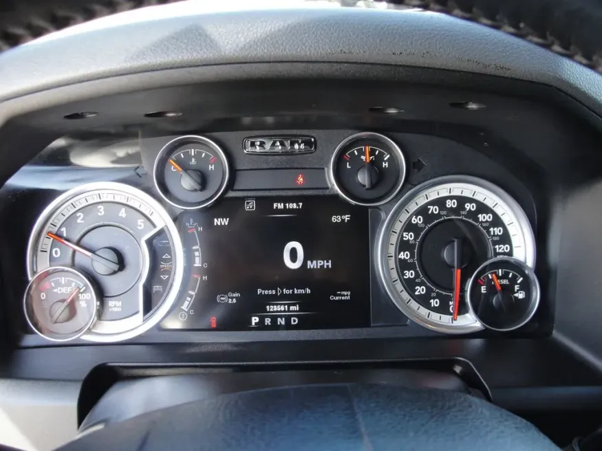 2014 RAM 2500 Big Horn | Photo 12 of 13