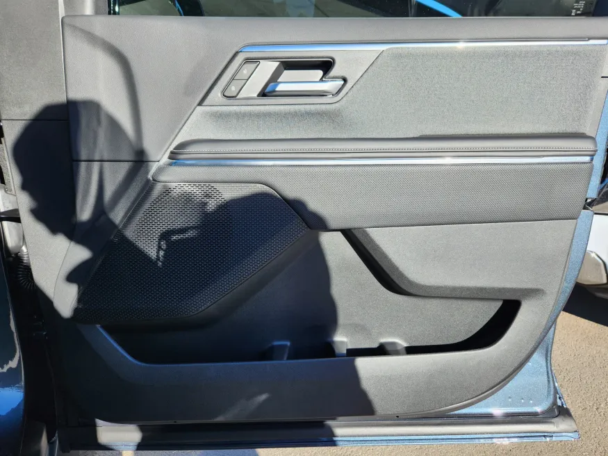 2026 GMC Sierra EV Standard Range Elevation | Photo 17 of 29