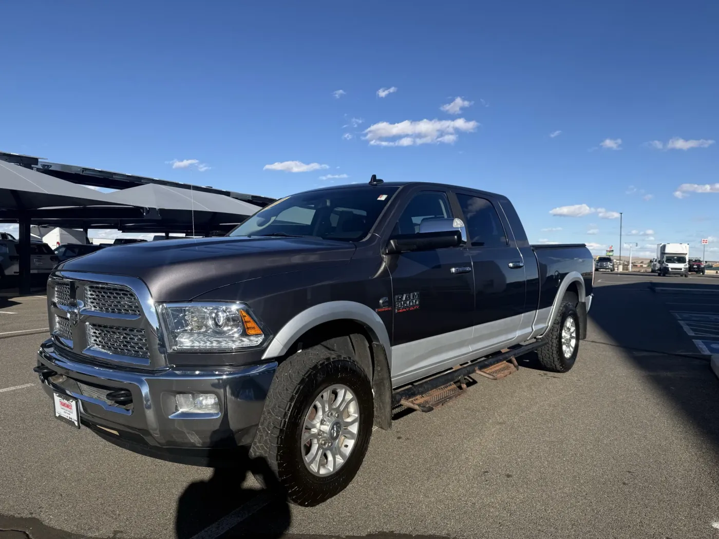 2014 RAM 3500 Laramie | Photo 3 of 17