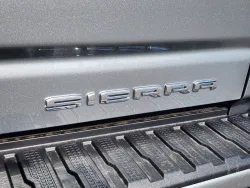 2026 GMC Sierra 2500HD Denali | Thumbnail Photo 15 of 31