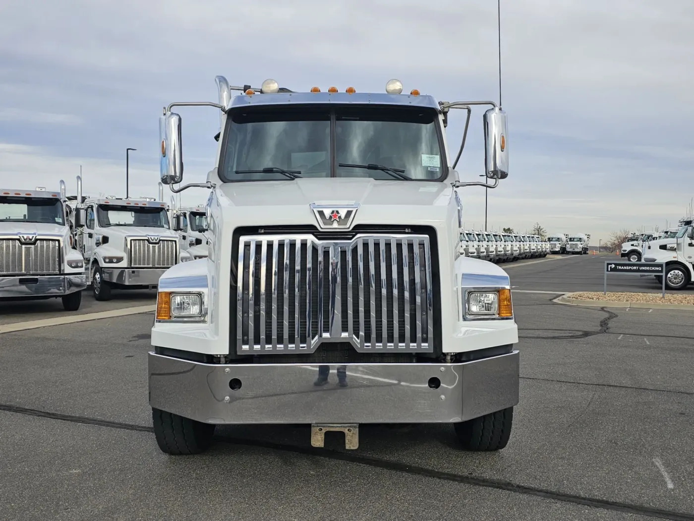 2022 Western Star 4700SB | Photo 2 of 13