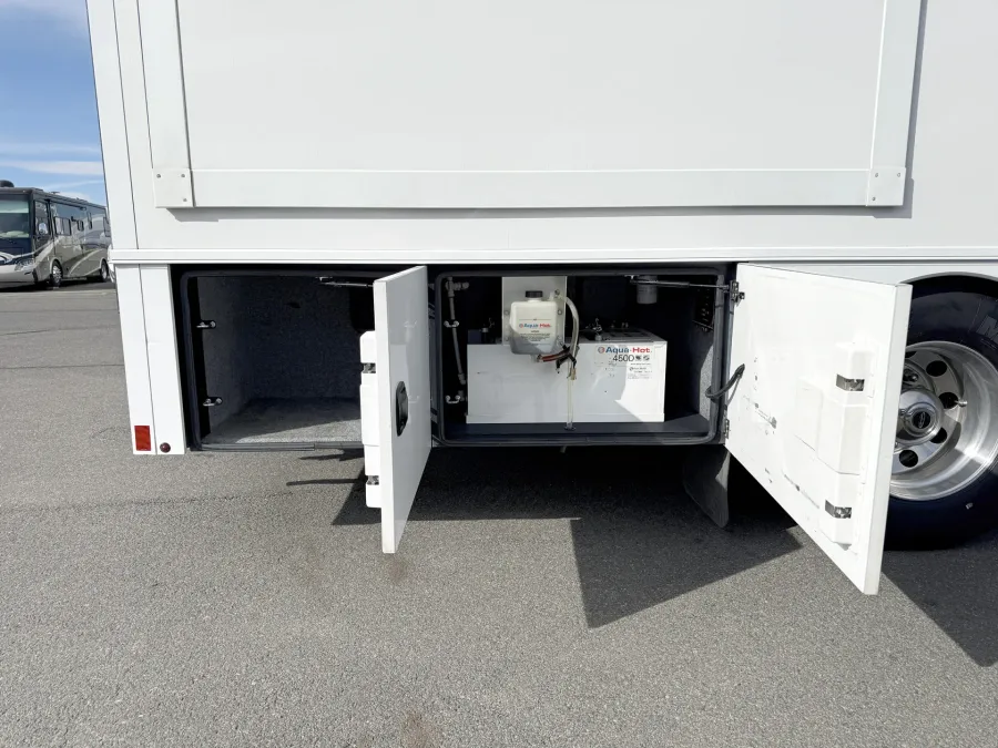 2019 Renegade Classic 3200AM | Photo 25 of 28