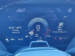 2025 GMC Yukon Denali Ultimate | Thumbnail Photo 8 of 24