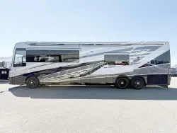 2026 Newmar King Aire 4531 | Thumbnail Photo 25 of 35