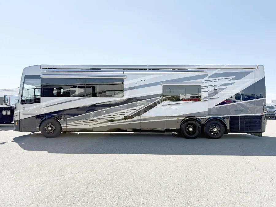 2026 Newmar King Aire 4531 | Photo 25 of 35