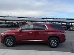 2023 Chevrolet Traverse High Country | Thumbnail Photo 4 of 22