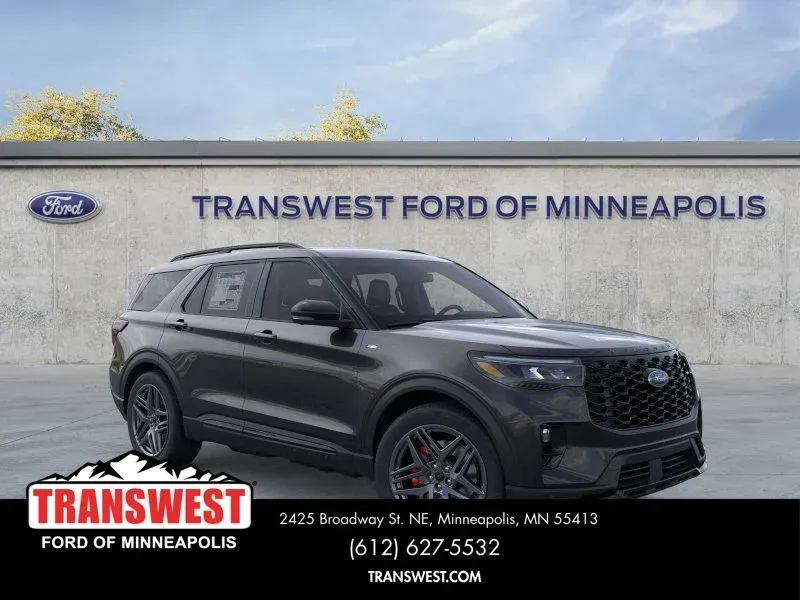 2026 Ford Explorer ST-Line | Photo 6 of 23