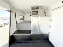 2026 Logan Coach Horse Power | Thumbnail Photo 9 of 24