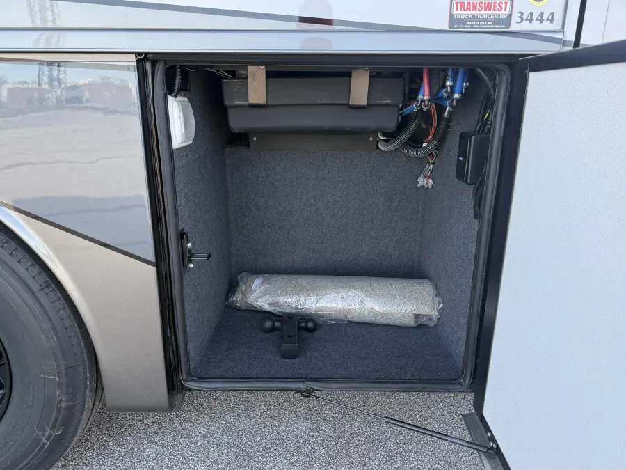 2026 Newmar Grand Star 3444 | Photo 41 of 47