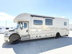 2026 Renegade Valencia 36SB | Thumbnail Photo 21 of 21