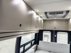 2026 Pleasure-way Ontour 2.2 AWD | Thumbnail Photo 11 of 21