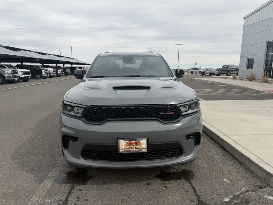 2026 Dodge Durango GT Plus HEMI V8 | Photo 2 of 21