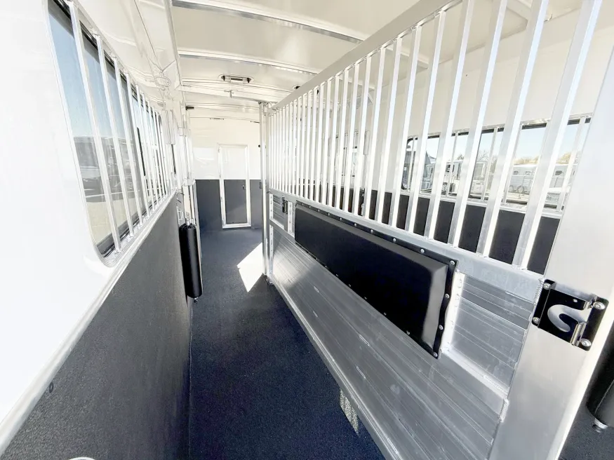 2026 Cimarron Norstar Warmblood 2 + 1 | Photo 16 of 22