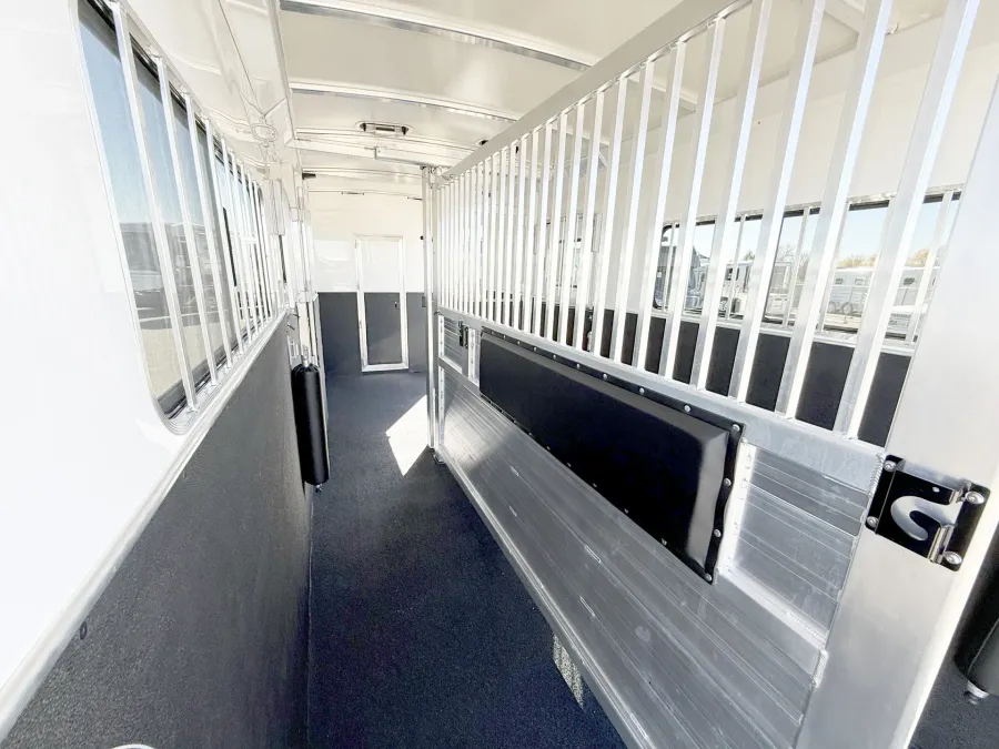 2026 Cimarron Norstar Warmblood 2 + 1 | Photo 16 of 22