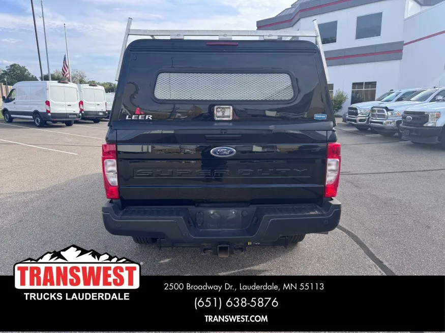 2022 Ford Super Duty F-350 XL | Photo 3 of 22