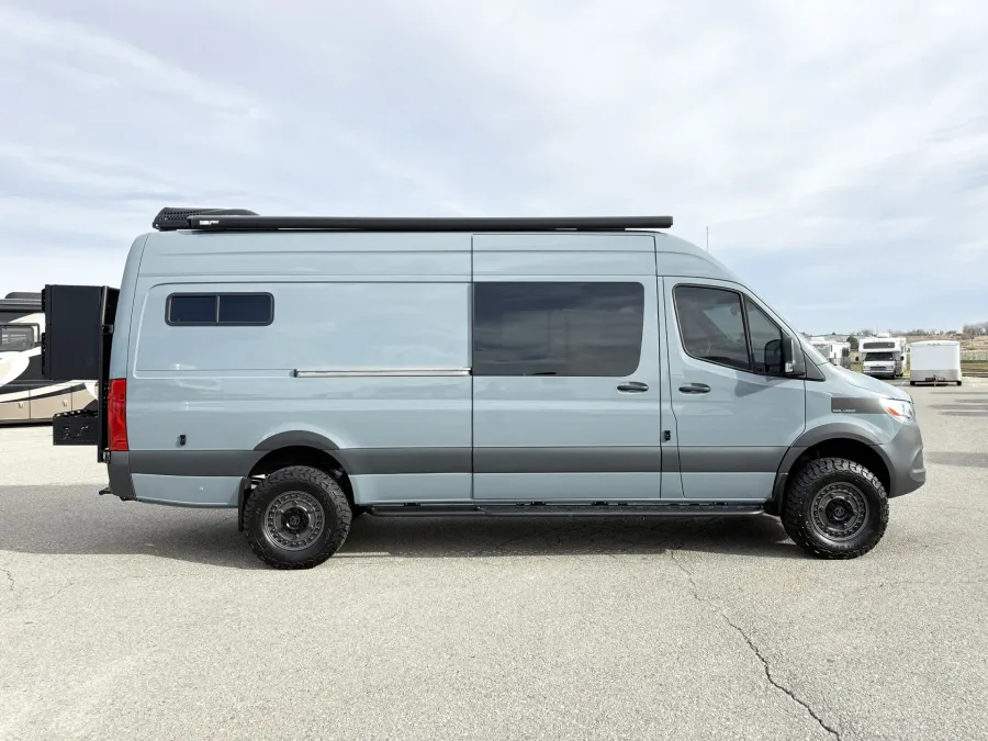 2020 Mercedes Benz Van Works 170 Custom | Photo 2 of 17