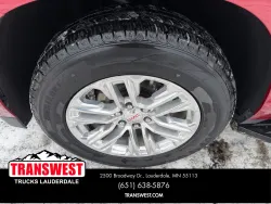 2024 GMC Yukon XL SLT | Thumbnail Photo 8 of 22