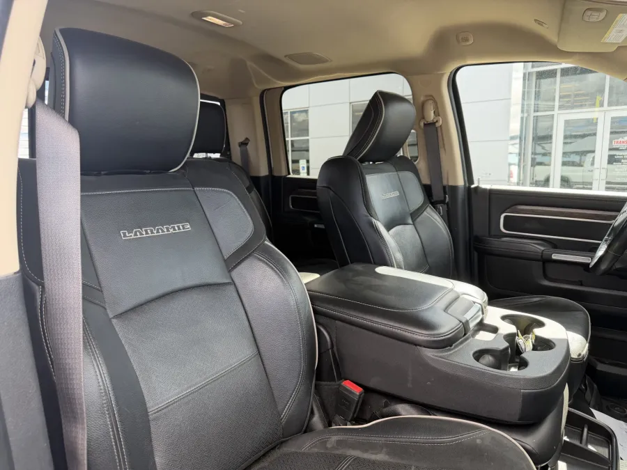 2019 RAM 2500 Laramie | Photo 14 of 21