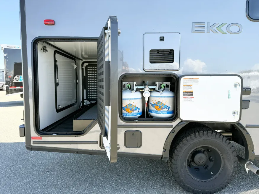 2026 Winnebago EKKO 23B | Photo 21 of 23