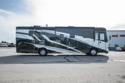 2026 Newmar Northern Star 3709 | Thumbnail Photo 4 of 27