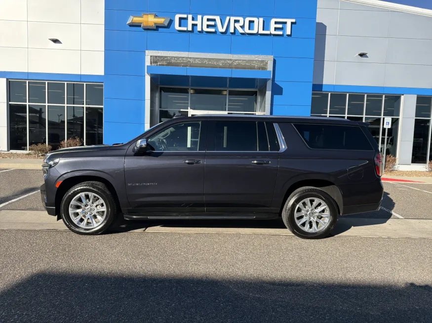 2024 Chevrolet Suburban Premier | Photo 1 of 23