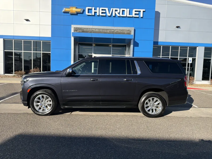 2024 Chevrolet Suburban Premier | Photo 1 of 23