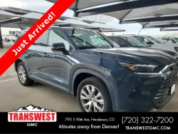 2024 Toyota Grand Highlander | Thumbnail Photo 4 of 4