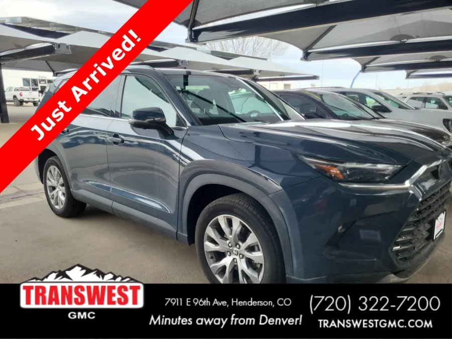 2024 Toyota Grand Highlander | Photo 4 of 4