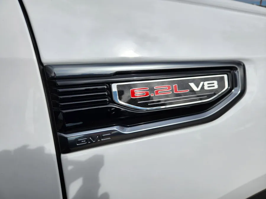 2026 GMC Sierra 1500 AT4 | Photo 20 of 31